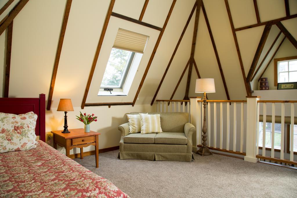 Four Chimneys Inn Bennington Zewnętrze zdjęcie
